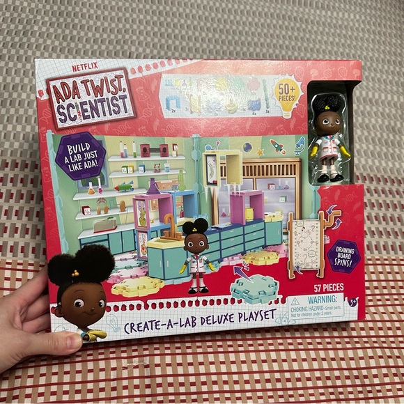 Just Play Ada Twist Deluxe Create-A-Lab Playset, STEM Toy Figures and Play-set. - Picture 1 of 9